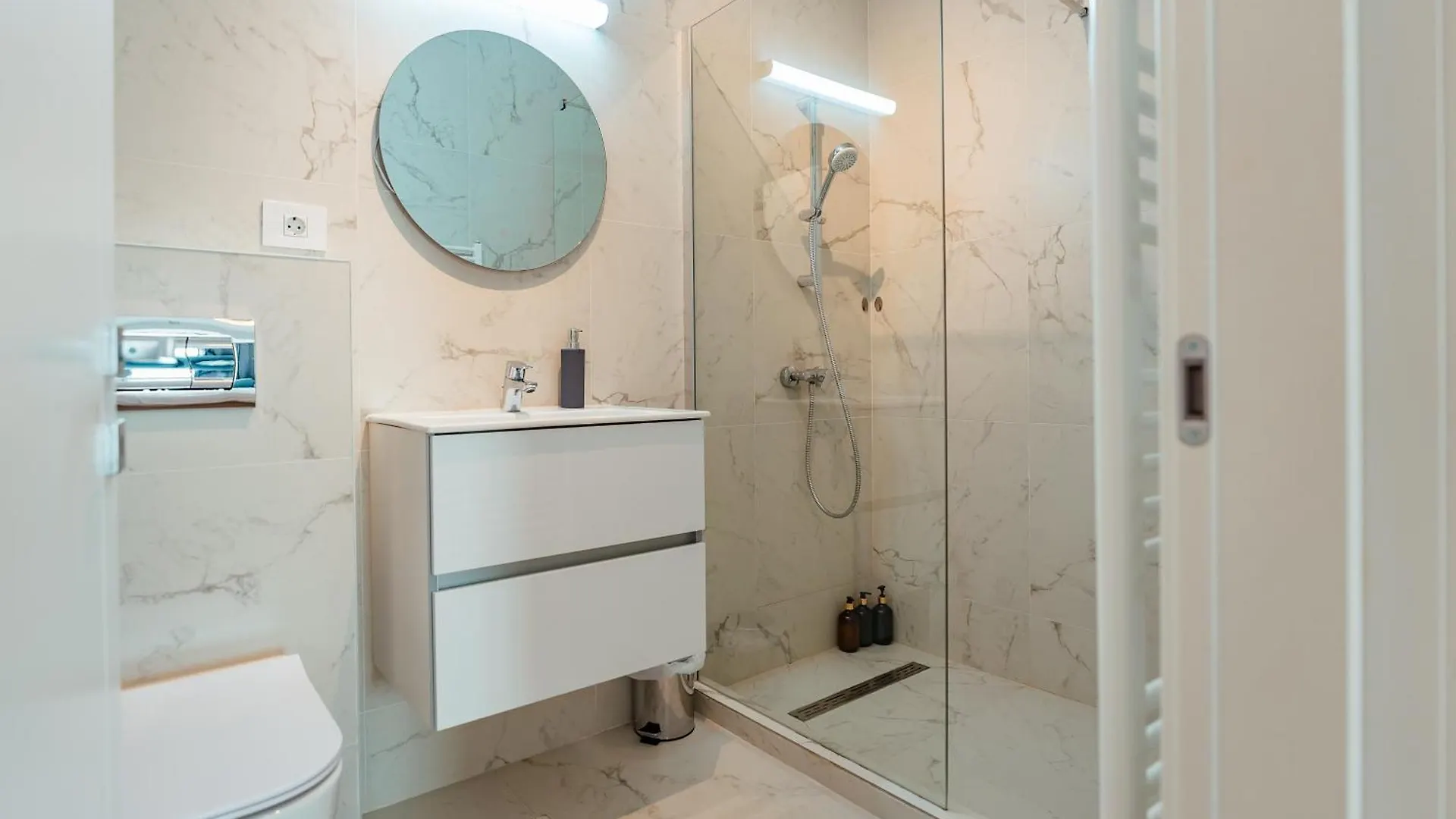 Blvd Ivory Pipera Ap 25A Apartment Bucharest