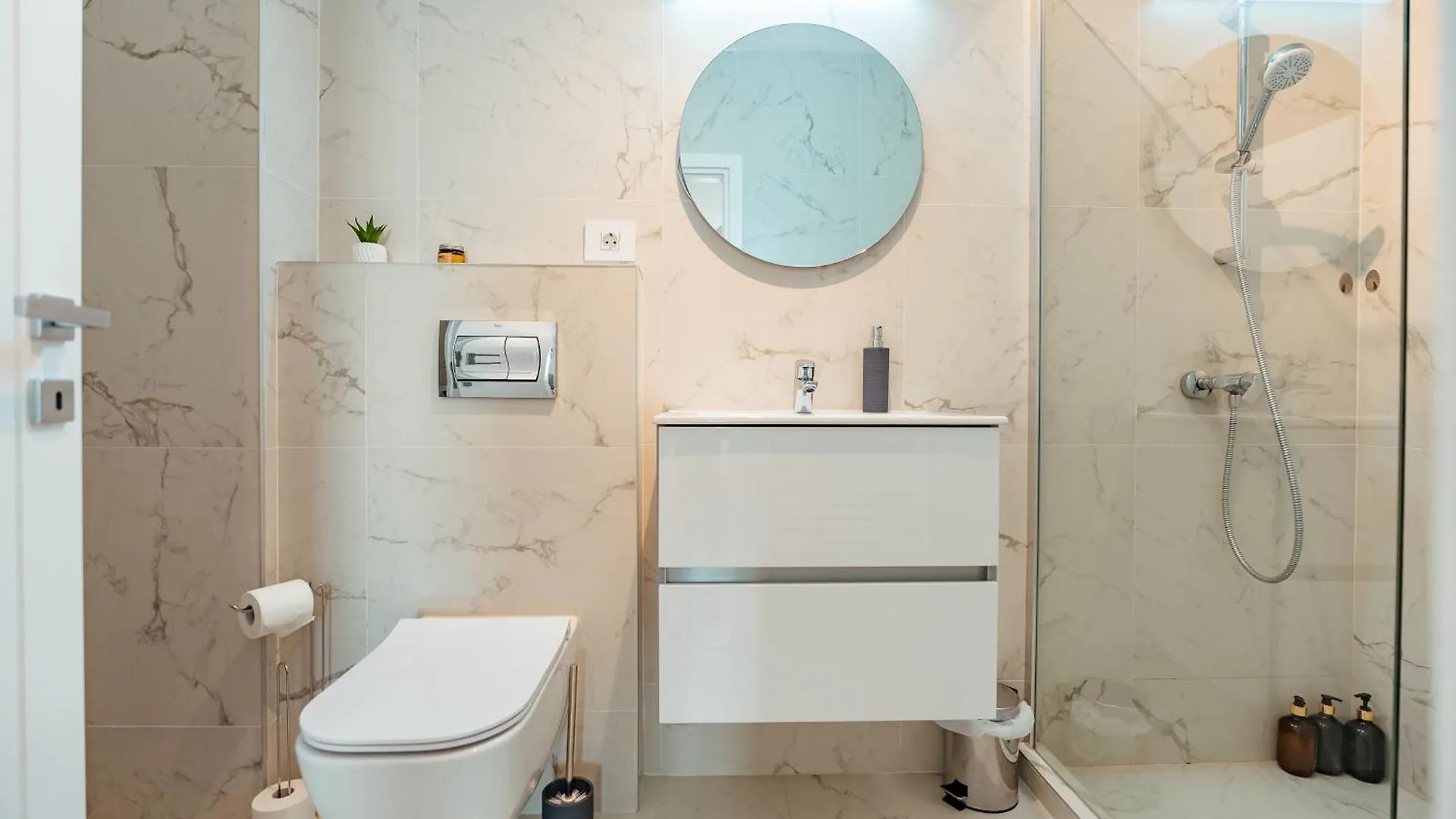 Blvd Ivory Pipera Ap 25A Apartment Bucharest
